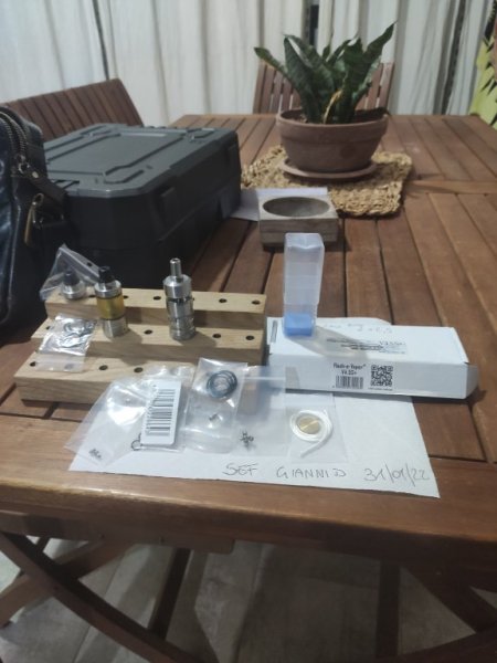 Clone 4C YFTK + Clone FEV 4.5S+ YFTK + VAPEFLY TUBE MOD SIEGFRIED [Lecce] [SigarettaElettronicaForum.com]