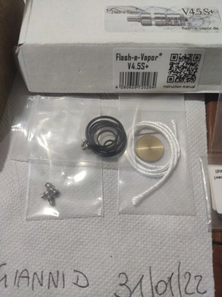 Clone 4C YFTK + Clone FEV 4.5S+ YFTK + VAPEFLY TUBE MOD SIEGFRIED [Lecce] [SigarettaElettronicaForum.com]