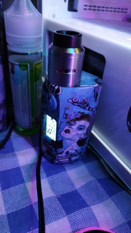 Ragazzi Sapete Dirmi Che Marca E Modello È Questa Svapo? [SigarettaElettronicaForum.com]