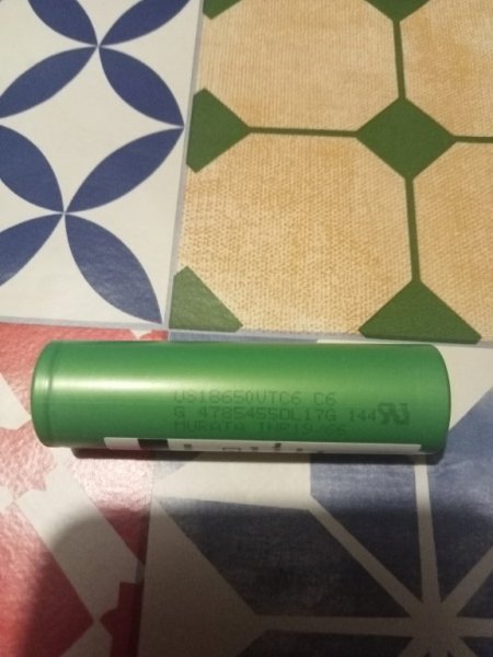 Batteria Originale O "clone" [SigarettaElettronicaForum.com]
