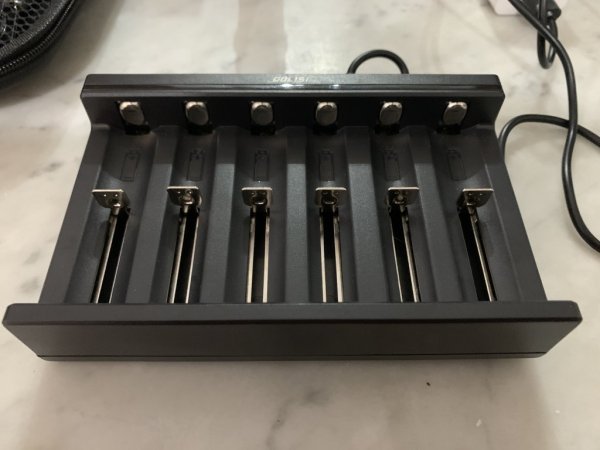 Chiedo Aiuto / Consiglio Su Problema Con Batterie [SigarettaElettronicaForum.com]