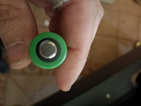 Dubbio Batteria 18650 [SigarettaElettronicaForum.com]