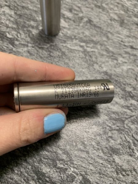 Chiedo Aiuto / Consiglio Su Problema Con Batterie [SigarettaElettronicaForum.com]