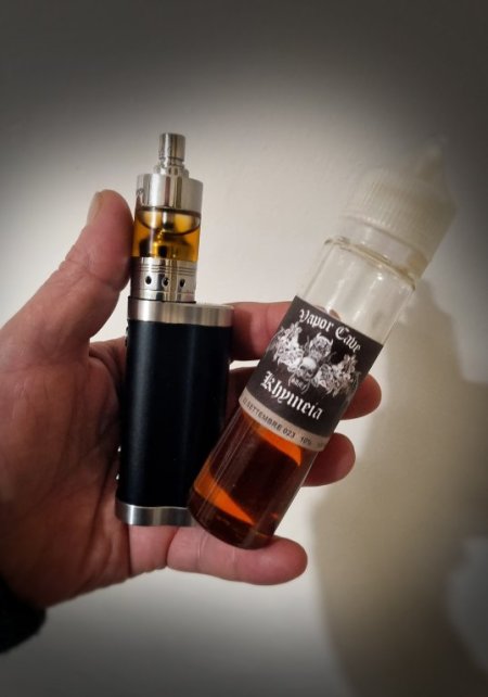 Aromi Vapor Cave, Prove E Recensioni [SigarettaElettronicaForum.com]
