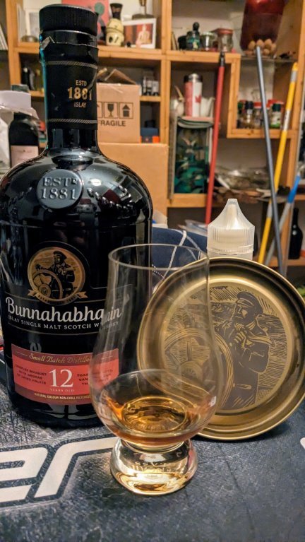 Cosa Abbinare Ad Un Buon Whisky [SigarettaElettronicaForum.com]