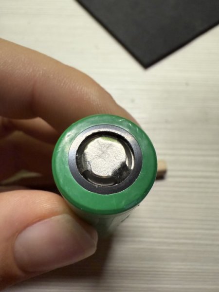 Box Meccanica Che Maltratta Le Batterie [SigarettaElettronicaForum.com]