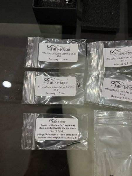 Confronti - Flash-e-Vapor Fev V4.5 E Fev VS [SigarettaElettronicaForum.com]