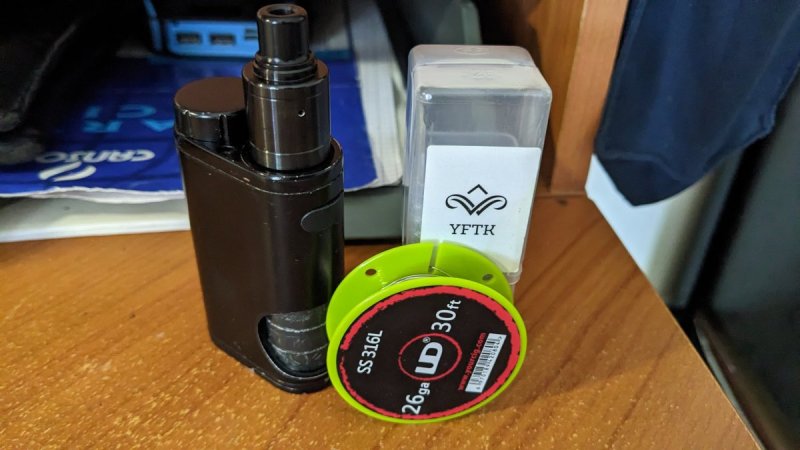 Pico Squeeze Eleaf (+atom. yftk da 22mm) + cotone Kendo Vape